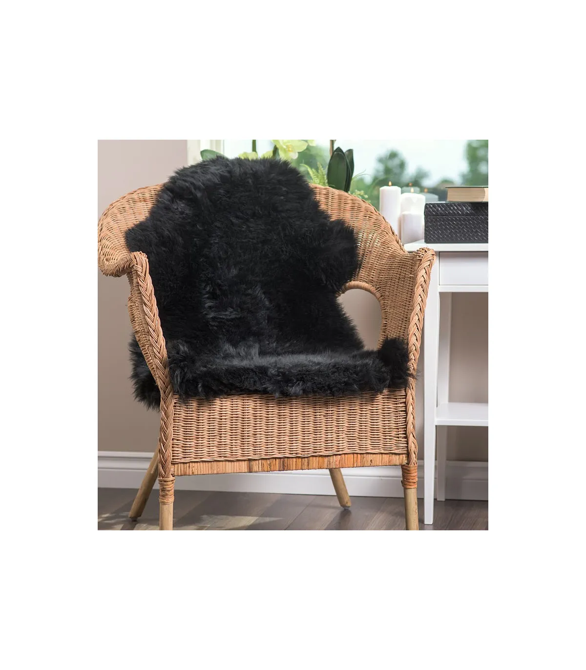 1 Pelt Charcoal Black Sheep Fur Rug (Single): FurSource.com