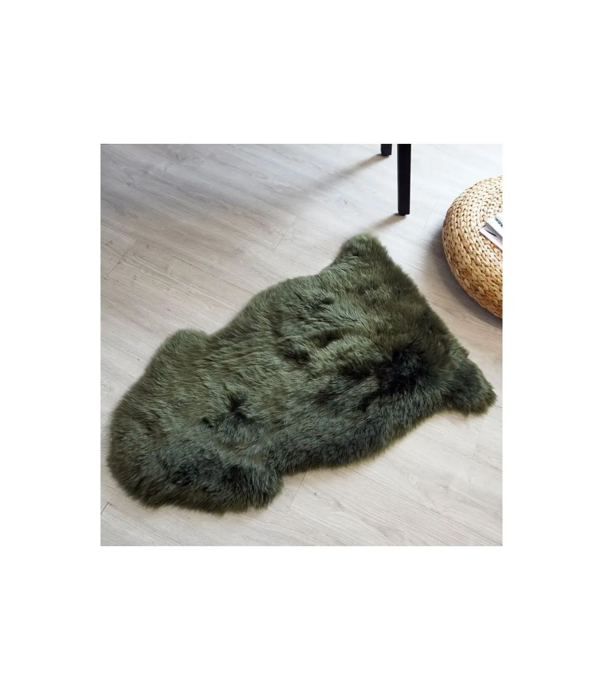 1 Pelt Cypress Green Fur Rug (Single): FurSource.com