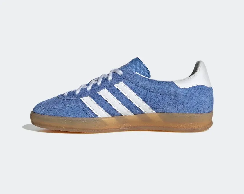 Adidas Gazelle Indoor Scarlet Blue Fusion Cloud White Gold Metallic HQ8717