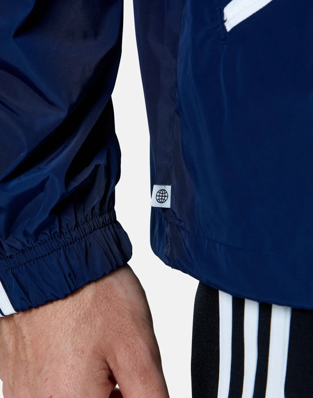 adidas Originals Mens Essentials Windbreaker