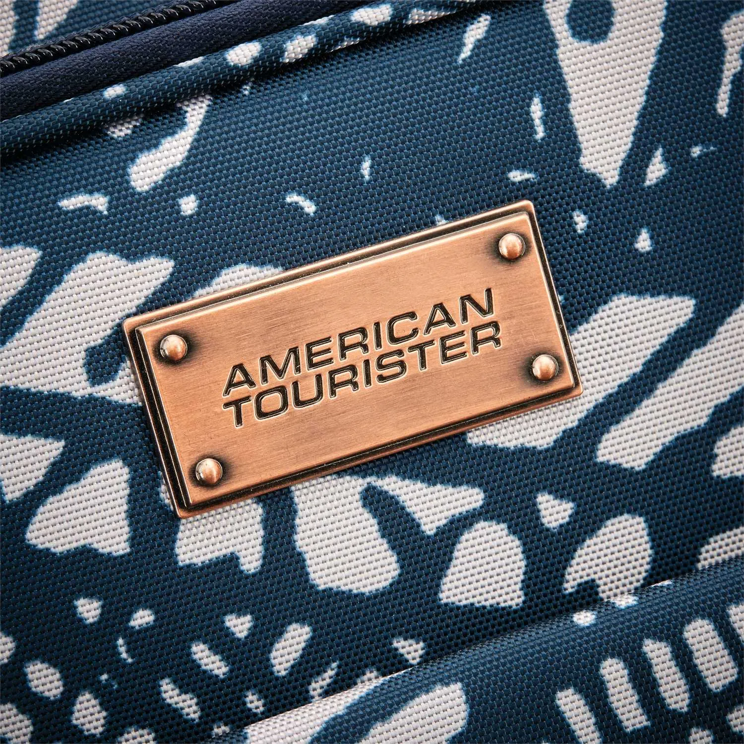 American Tourister Belle Voyage 25