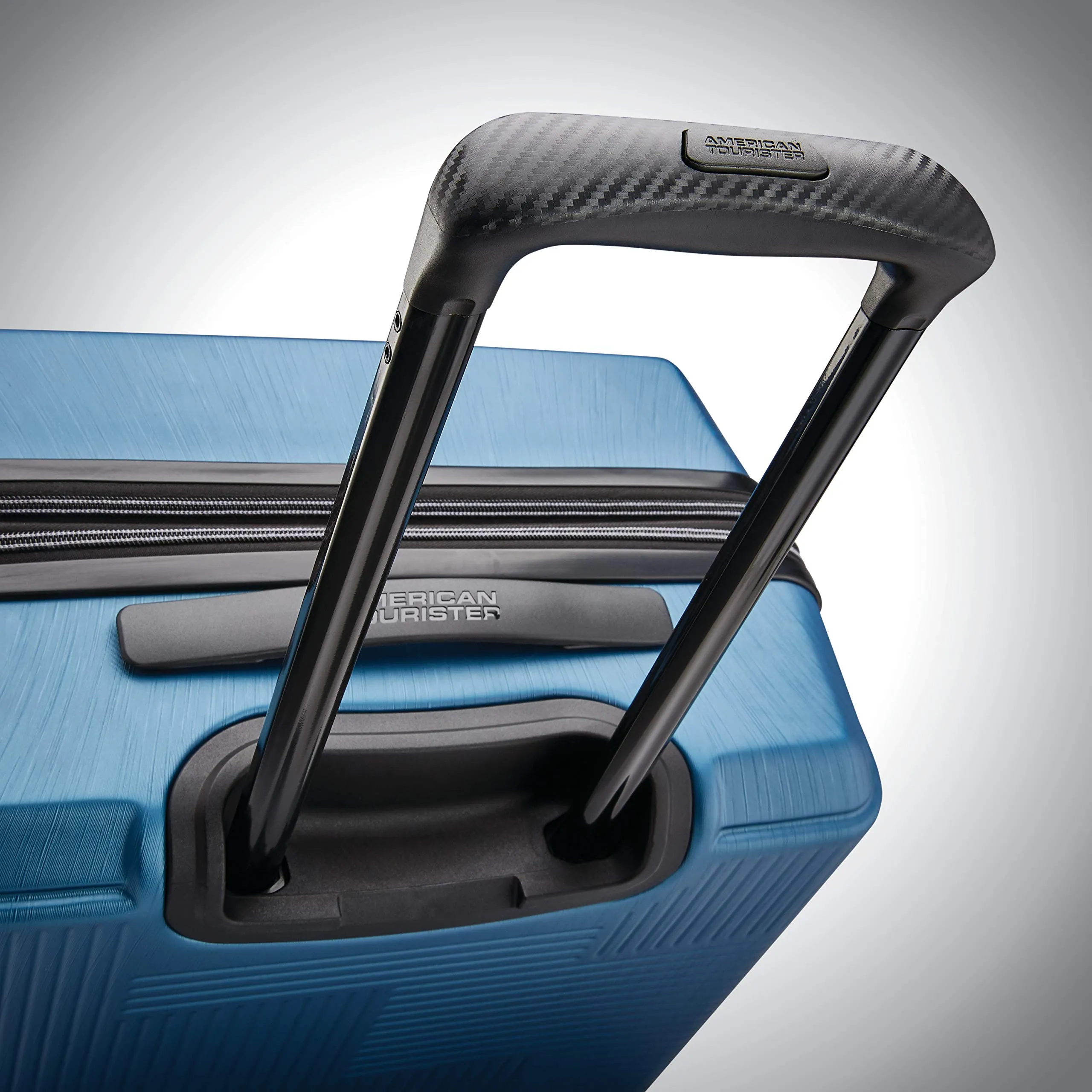 American Tourister Stratum XLT 28