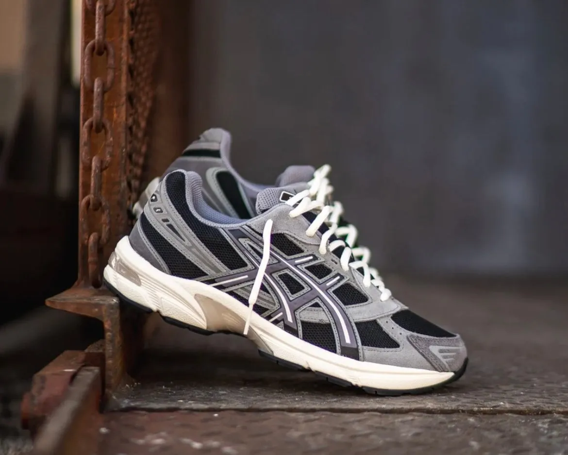 ASICS GEL RUNNERS GREY BLACK WHITE