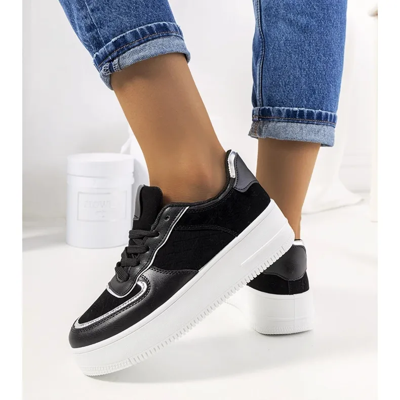 Black women's Statela sneakers