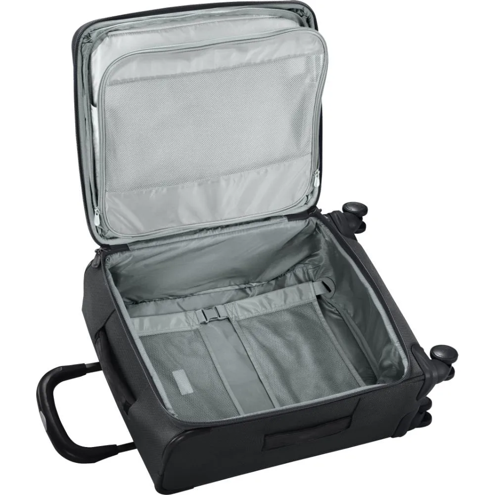 Briggs & Riley Baseline Spinner Carry on