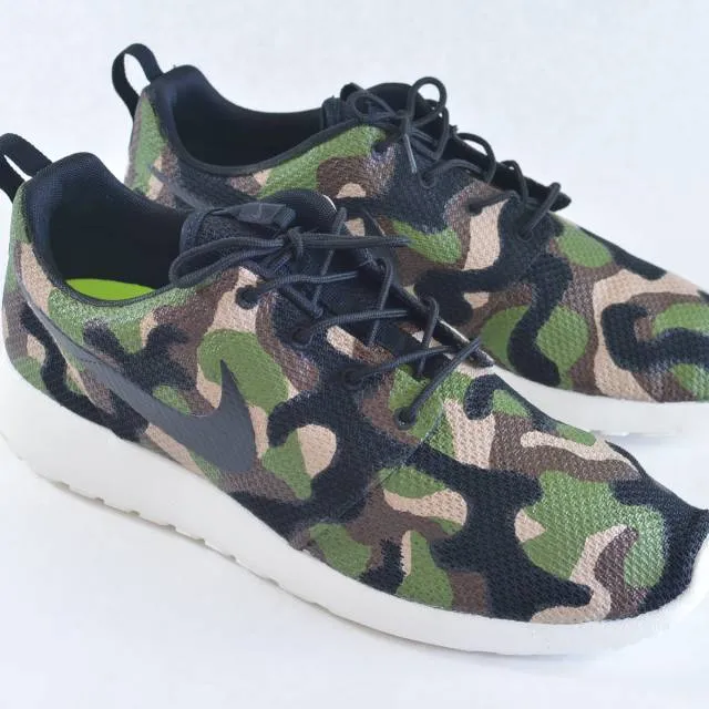 Camo nike roshe one - custom hand painted sneakers