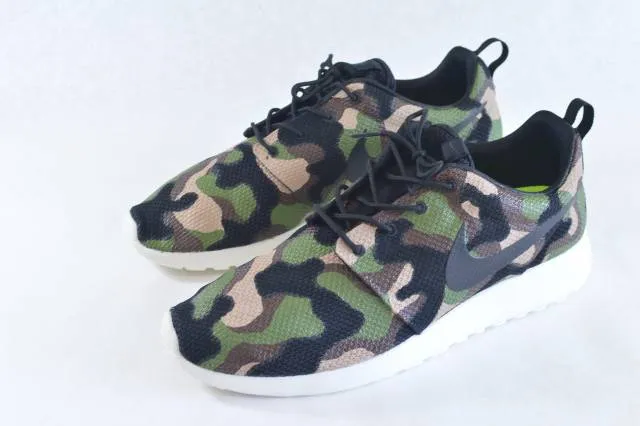 Camo nike roshe one - custom hand painted sneakers