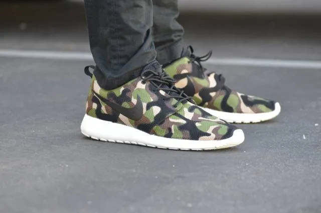 Camo nike roshe one - custom hand painted sneakers