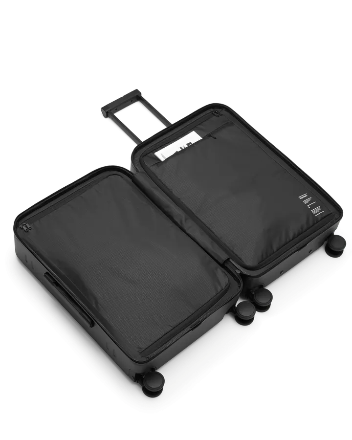 DB Journey - The Ramverk Check-in Luggage Medium - Black Out