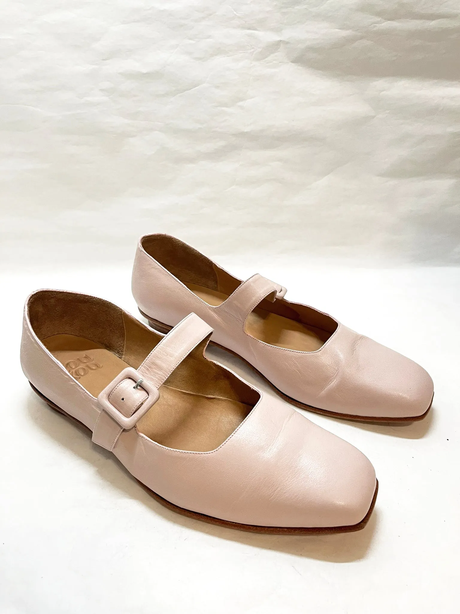 Eugenia Flat in Pale Pink Size 40