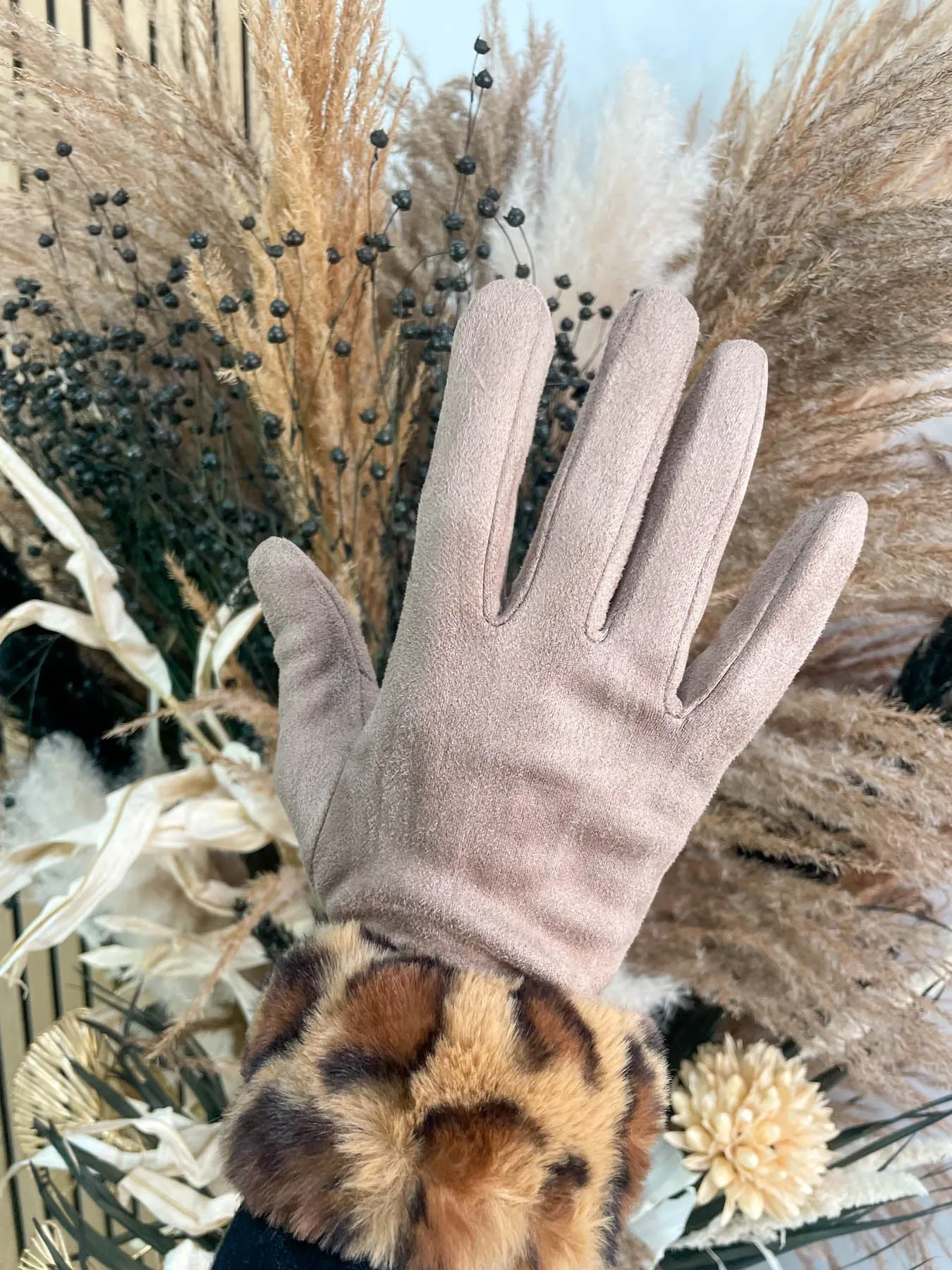 Leopard Fur Glove - 2 Colours