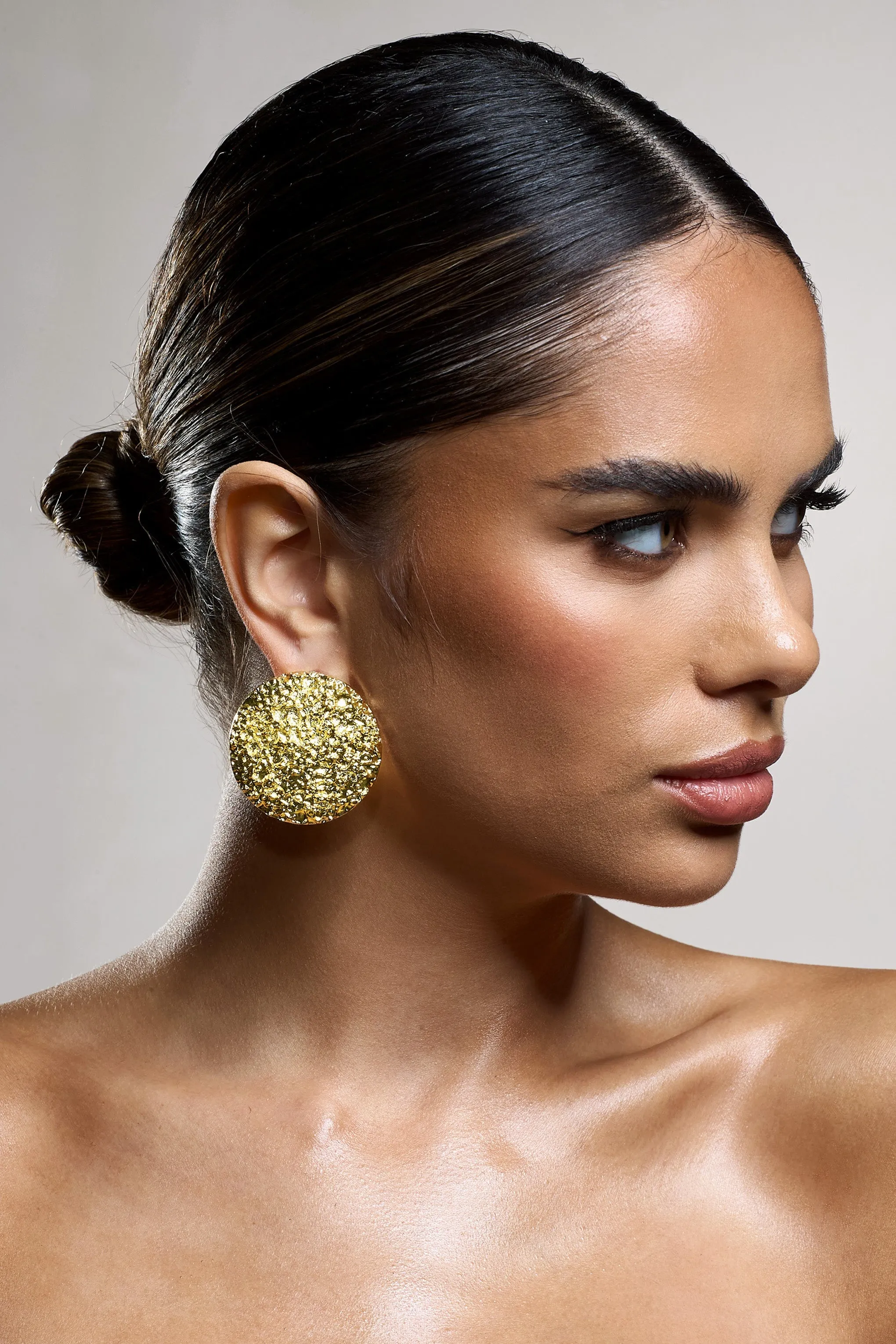 Libra | Gold Textured Disc Earrings