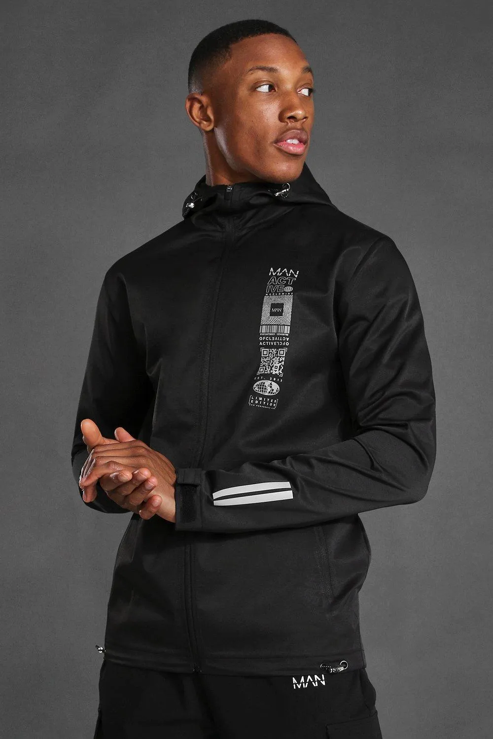 Man Active Graphic Running Windbreaker