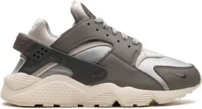 Nike Air Huarache Light Smoke Grey sneakers