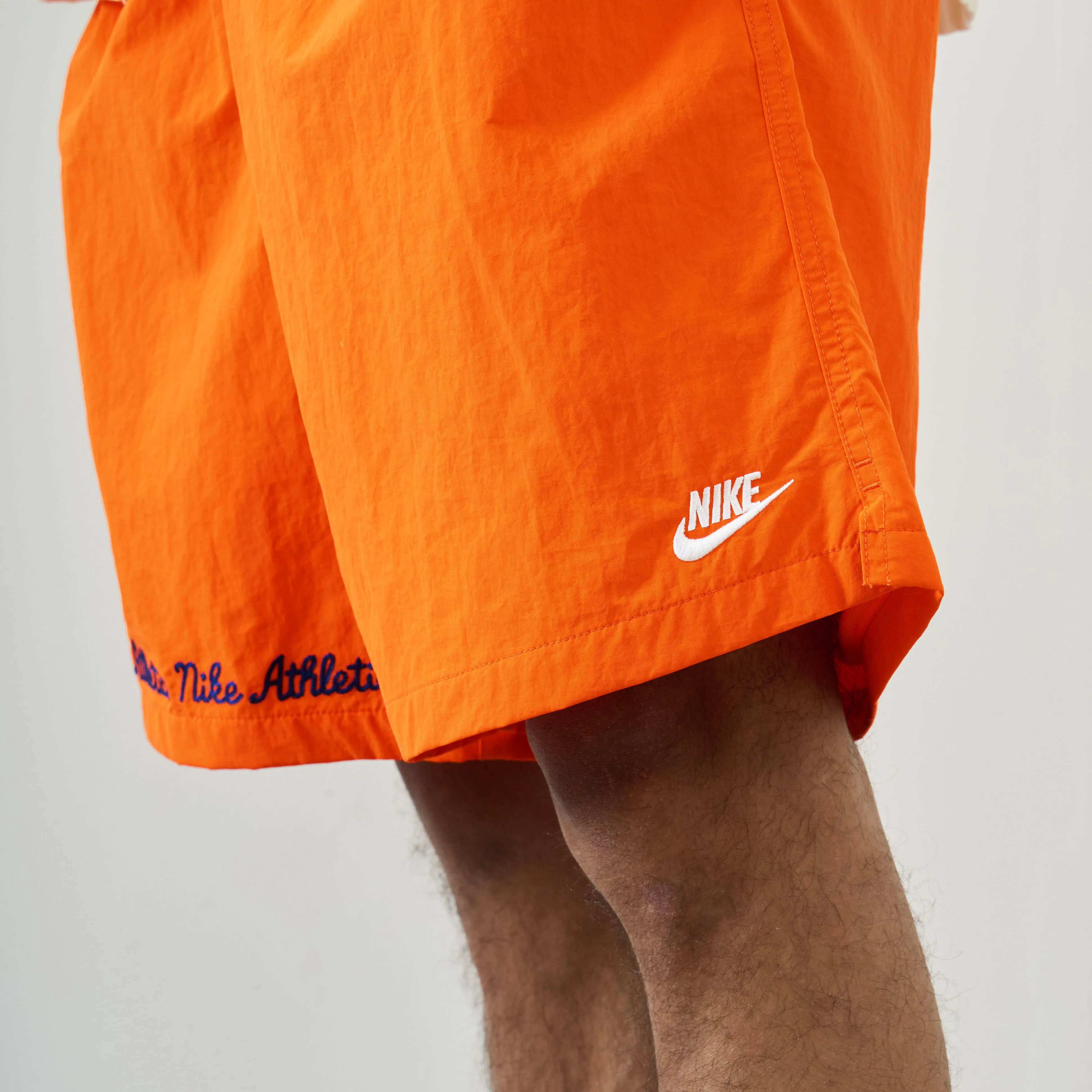 NIKE SHORT CLUB FLOW VARSITY