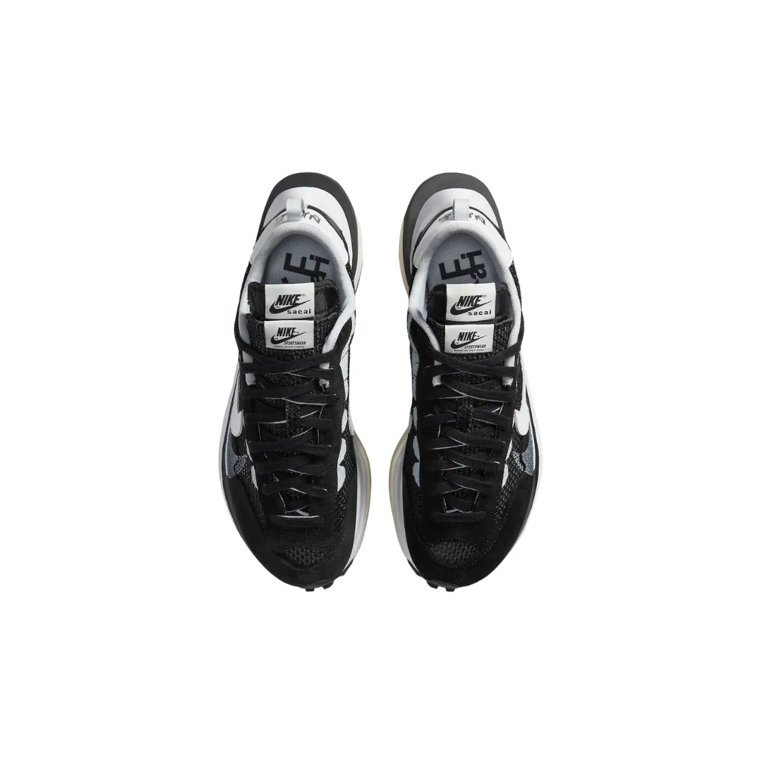 Nike Vaporwaffle sacai Black White