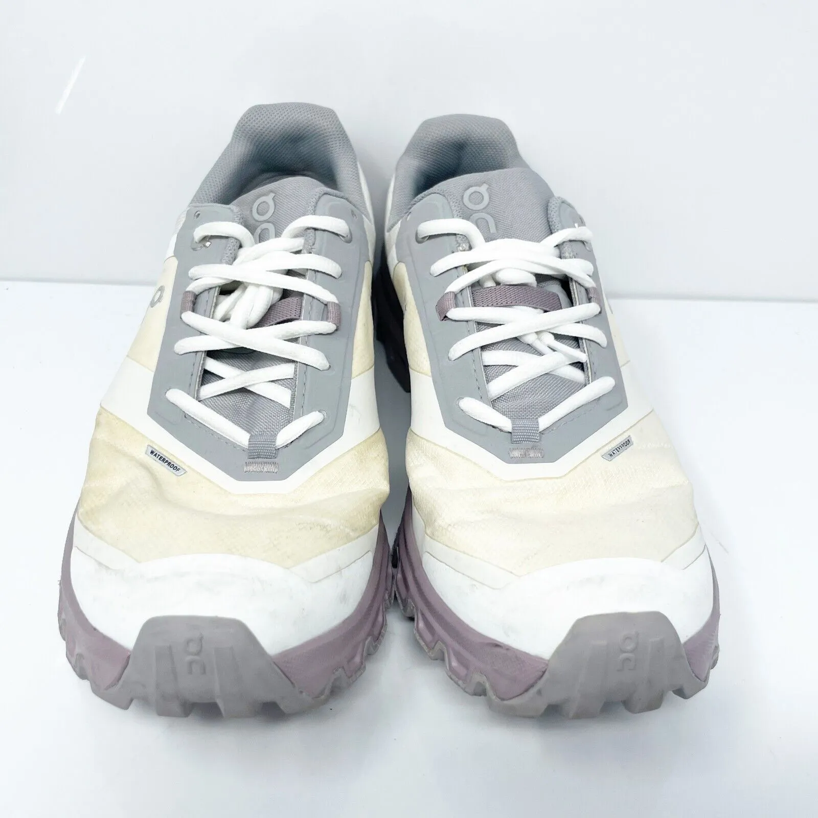 On Womens Cloudventure Waterproof White Running Shoes Sneakers Size 9