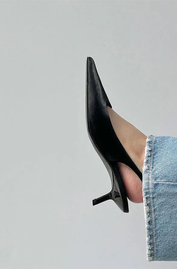 POINTED TOE SLING BACK KITTEN HEEL