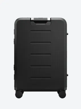 RAMVERK PRO CHECK-IN LUGGAGE MEDIUM BLACK OUT