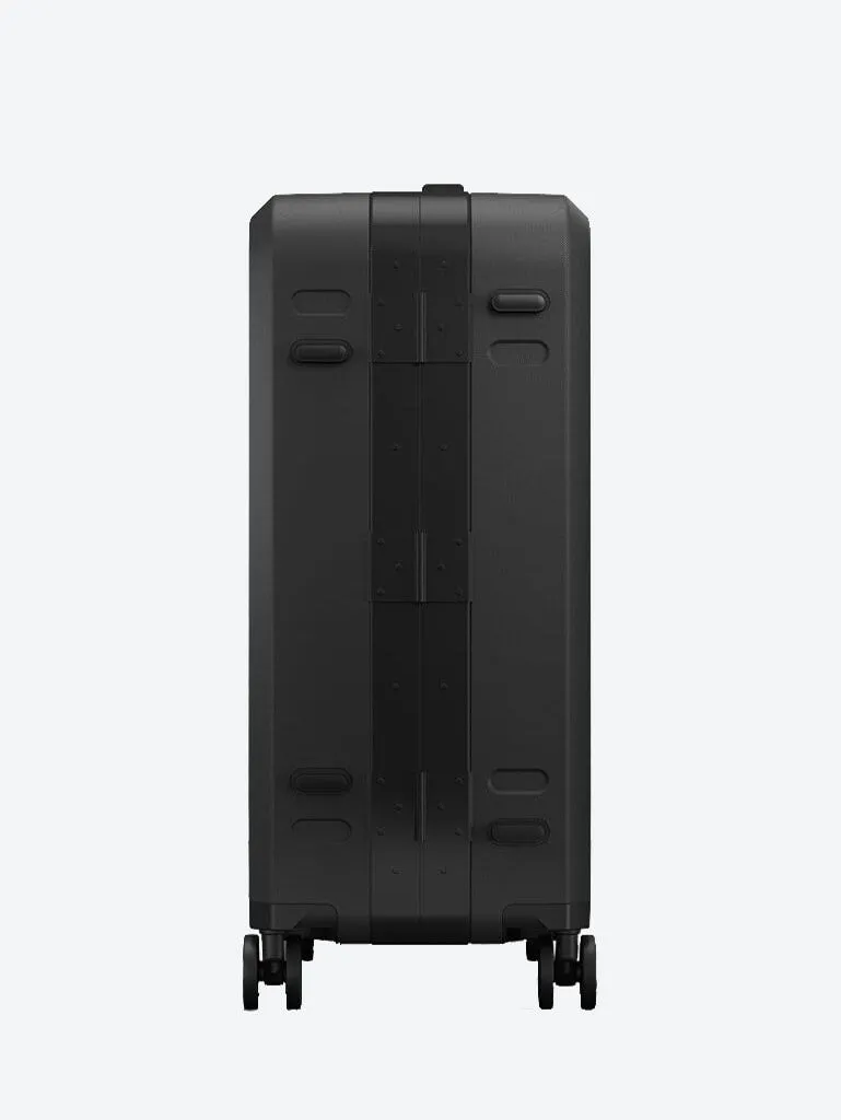 RAMVERK PRO CHECK-IN LUGGAGE MEDIUM BLACK OUT