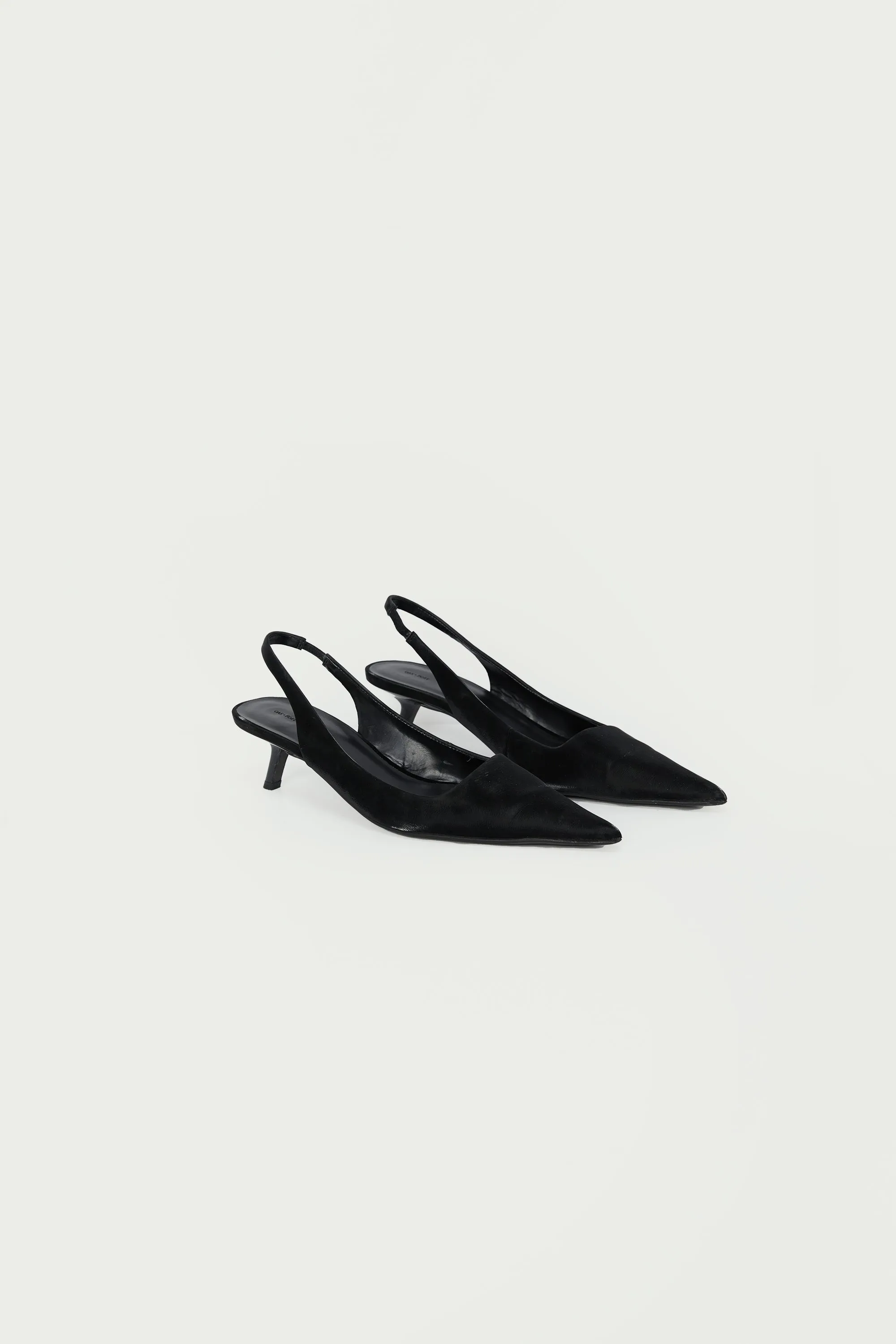 SLING BACK POINTED KITTEN HEEL