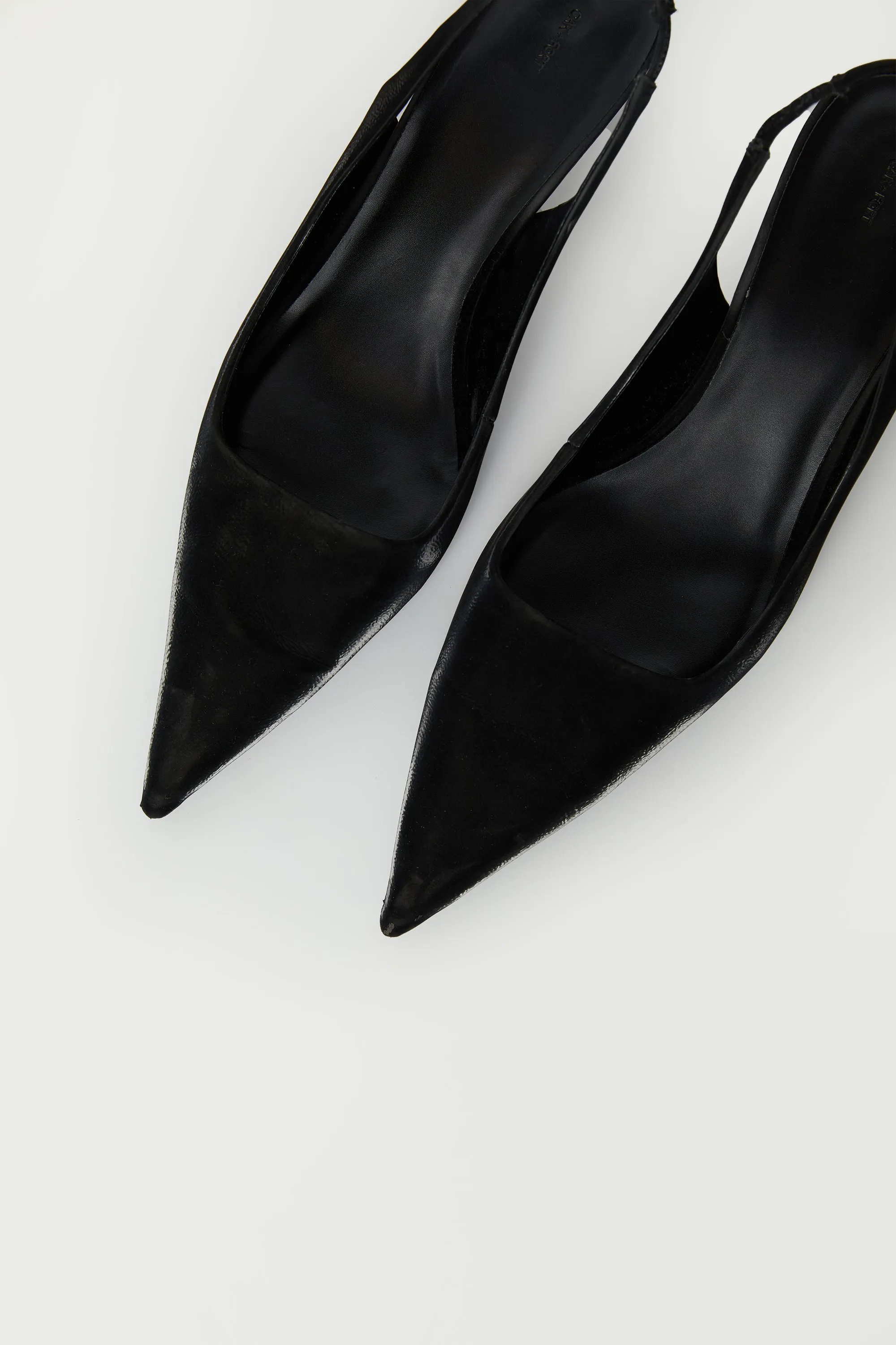 SLING BACK POINTED KITTEN HEEL