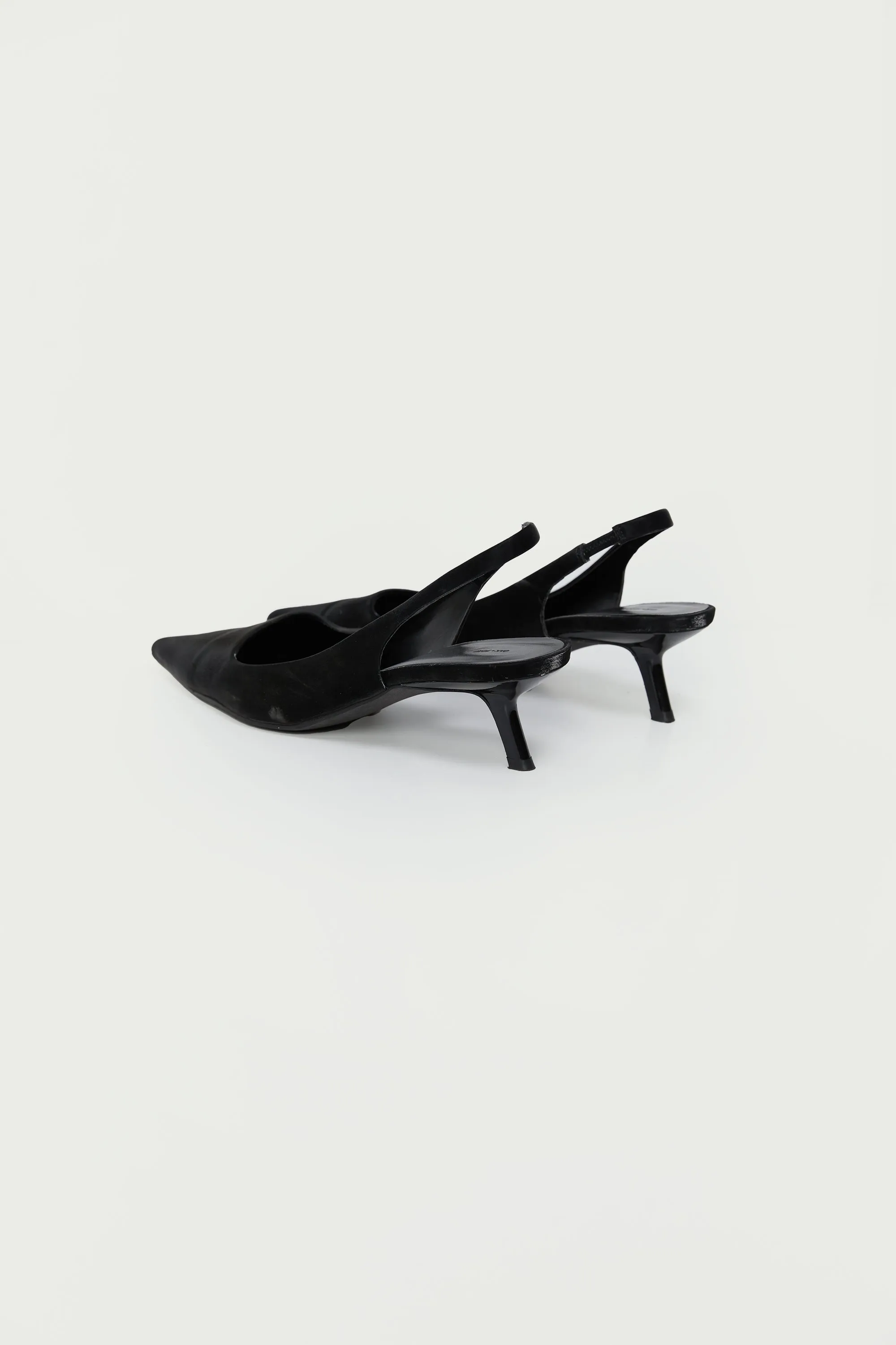 SLING BACK POINTED KITTEN HEEL