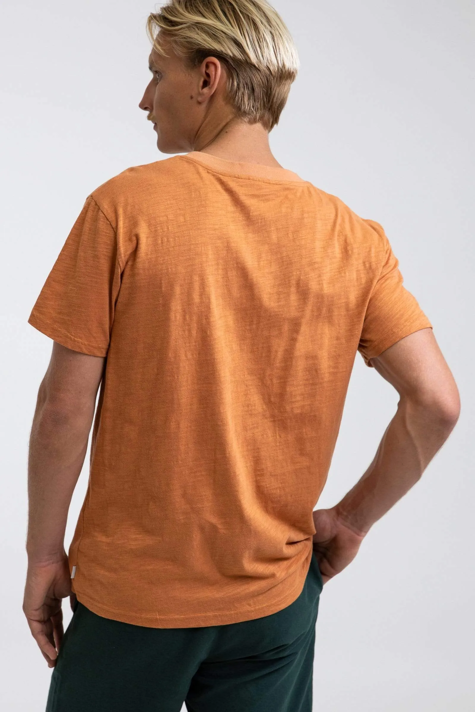 Slub Ss Henley Nutmeg