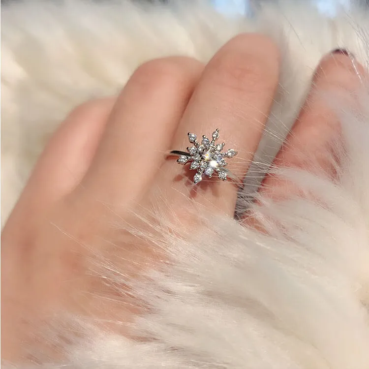 Snowflake Rotate Dancing Ring