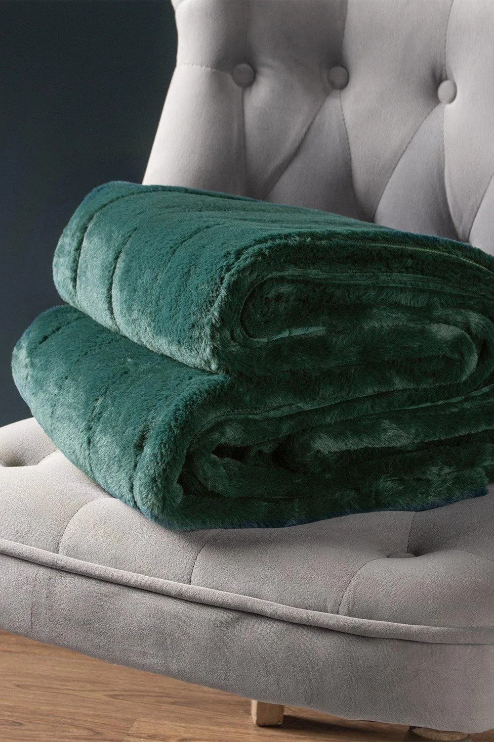 Soft Furnishings | Empress Alaskan Large Faux Fur Throw | Paoletti