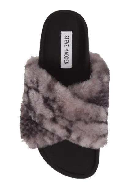 Steve Madden Women's Amari Faux Fur Slipper