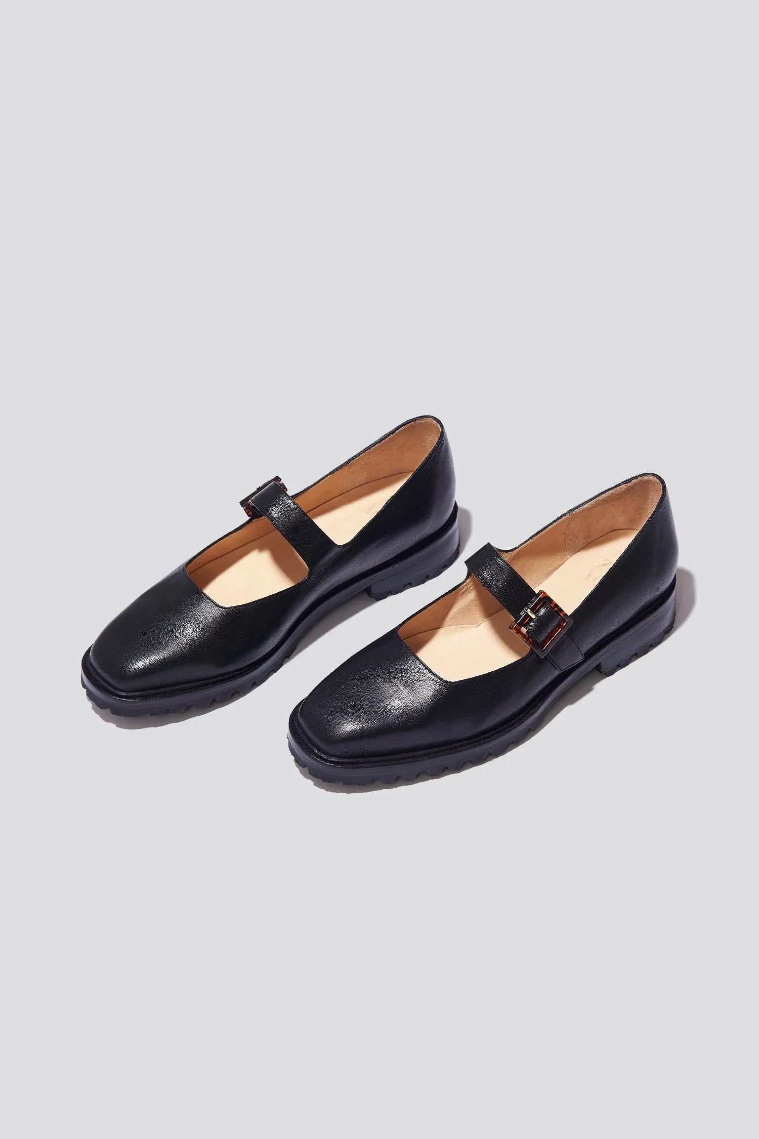 Uchi Flat in Black