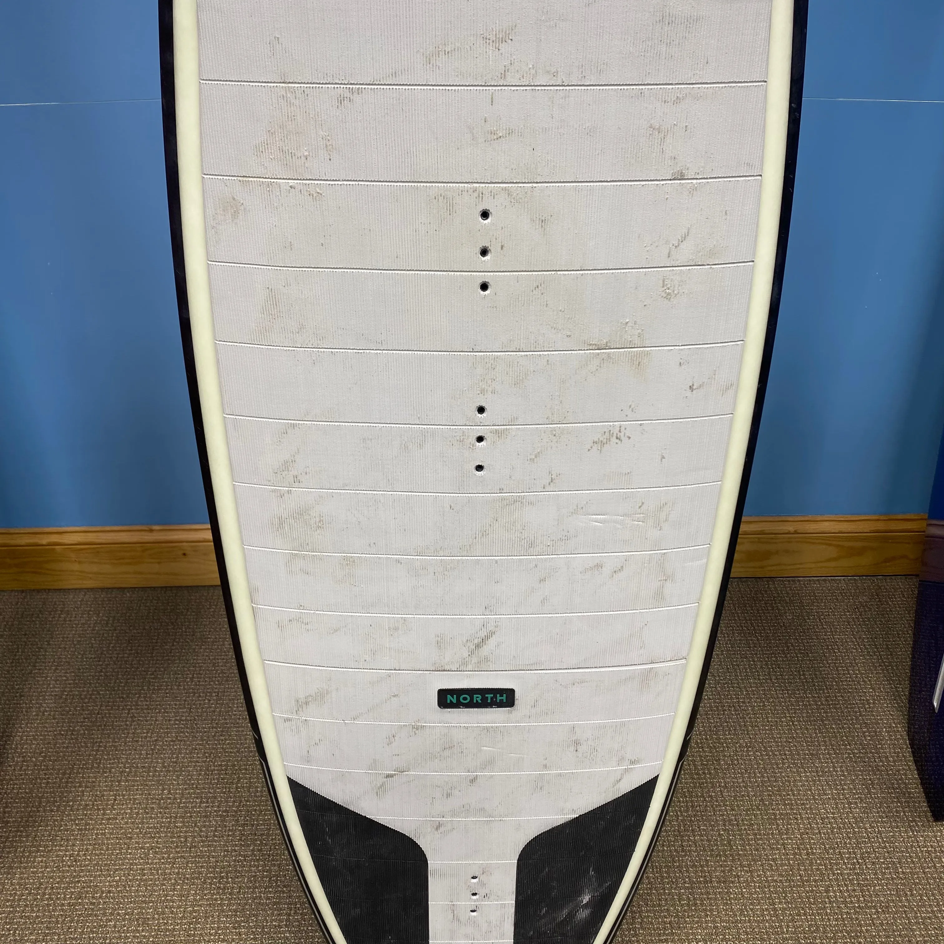 USED 2023 North Charge Kitesurf Board-White-5'7