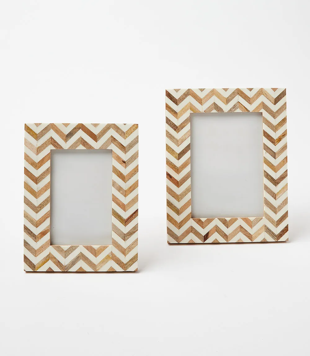 Wooden Zig Zag Frame